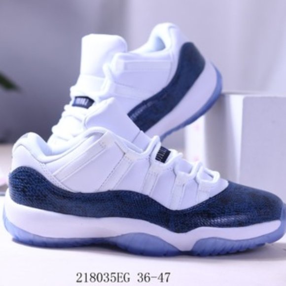 Air Jordan 11 Low Snakeskin